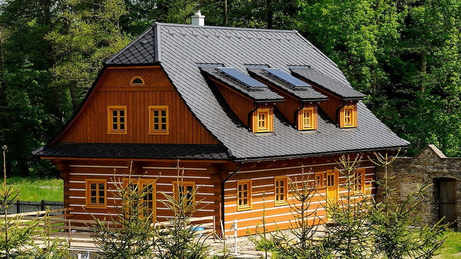 Дом с керамической крышей