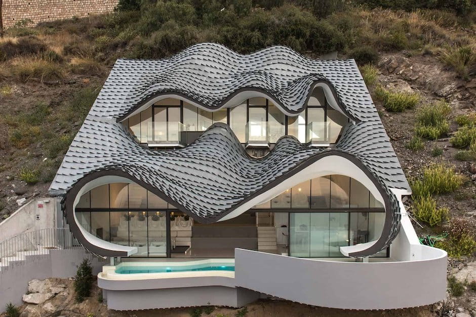 Как придумать дизайн крыши дома? 