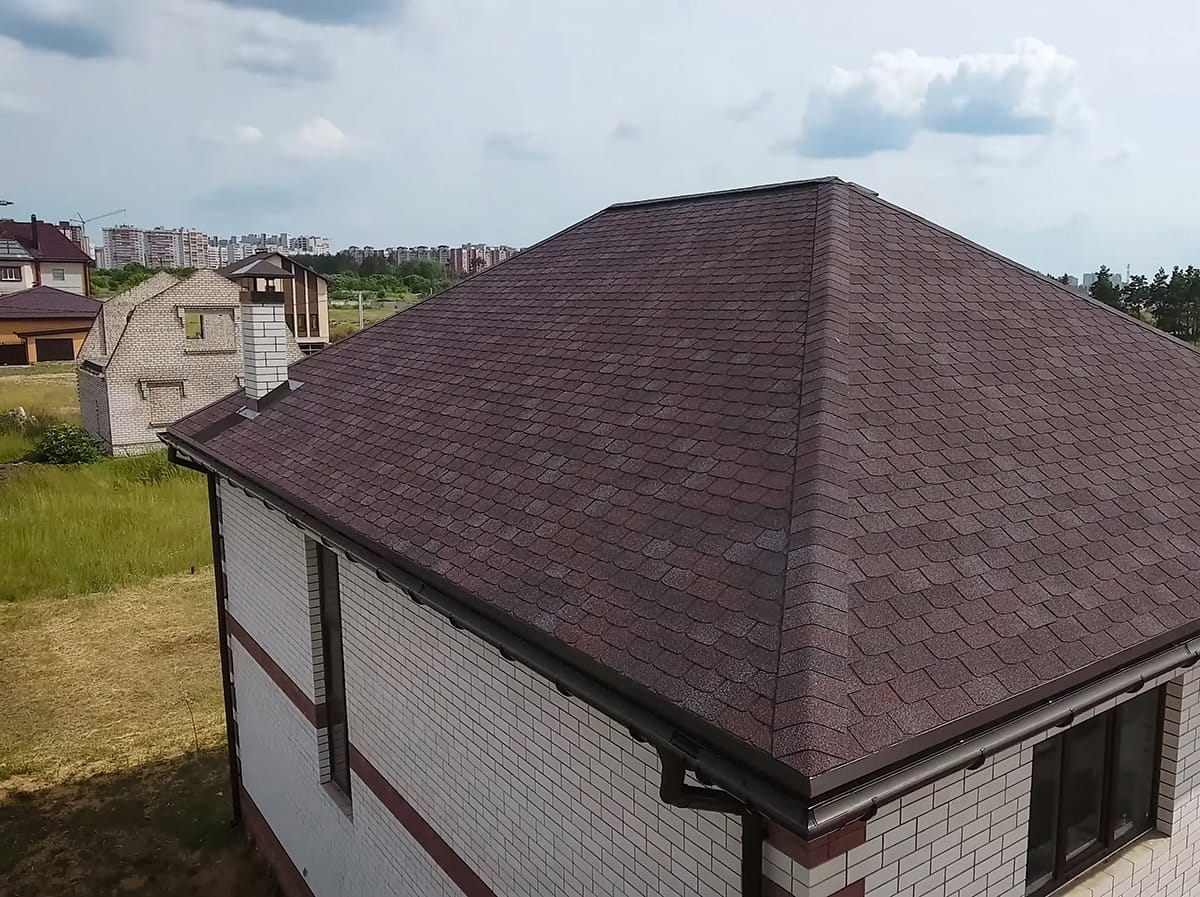 Кровельные материалы для крыши дома: виды, чем покрыть?